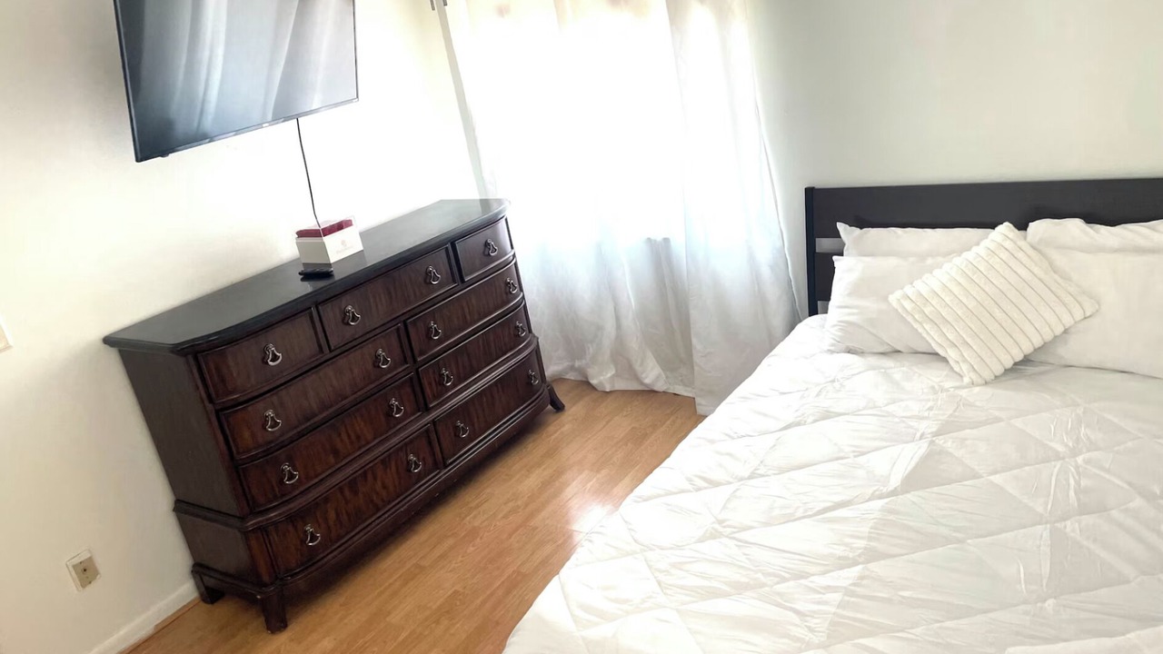 Photo of Bedroom in San Carlos Park