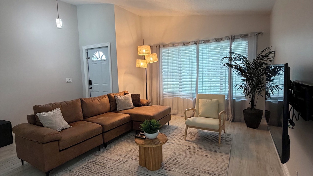 Photo of Livingroom in Sunrise