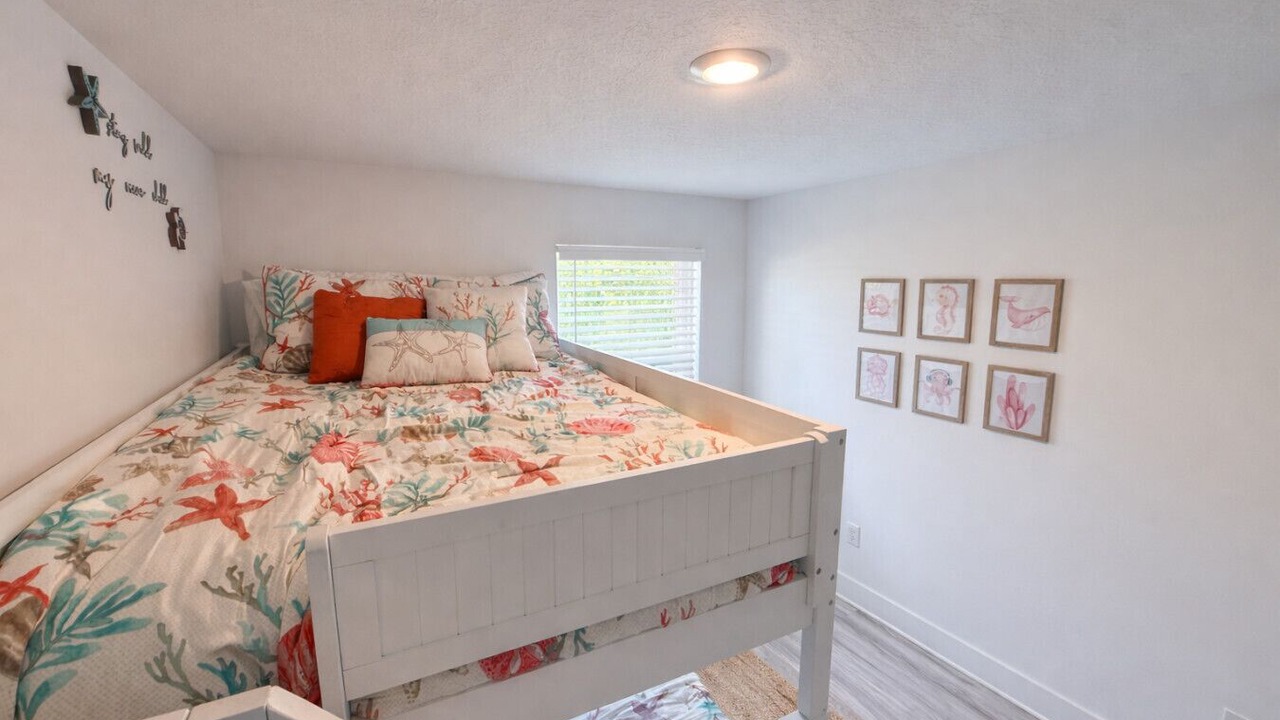 Photo of Bedroom in Santa Rosa Beach