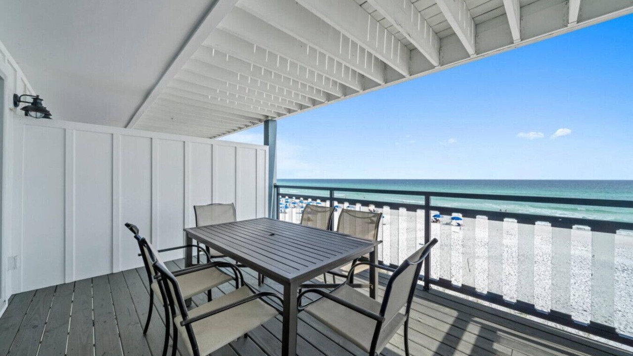 Photo of Patio Balcony in Miramar Beach