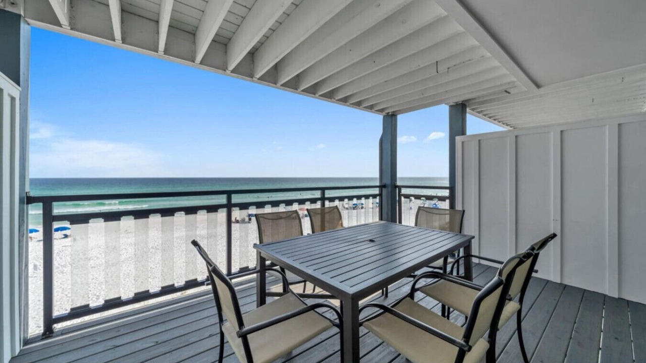 Photo of Patio Balcony in Miramar Beach