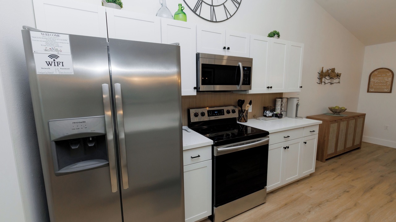 Photo of Kitchen in Sandalwood