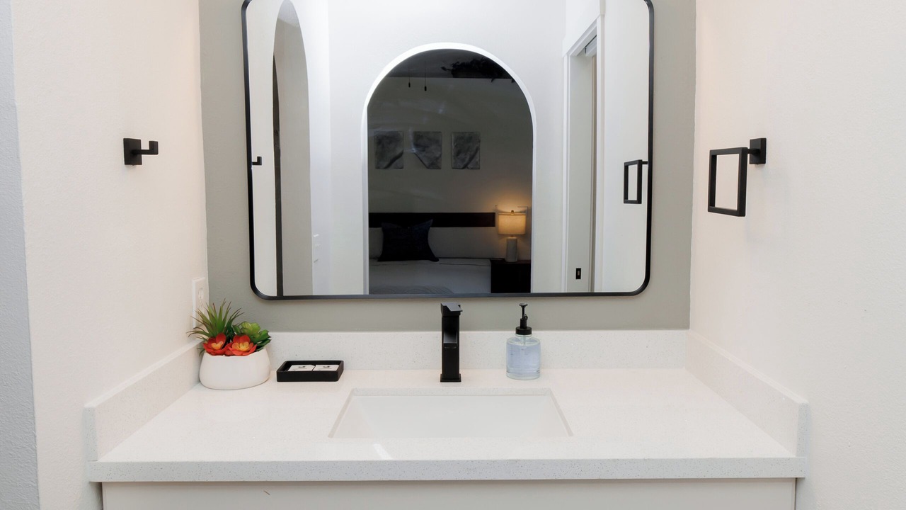 Photo of Bathroom in Sandalwood