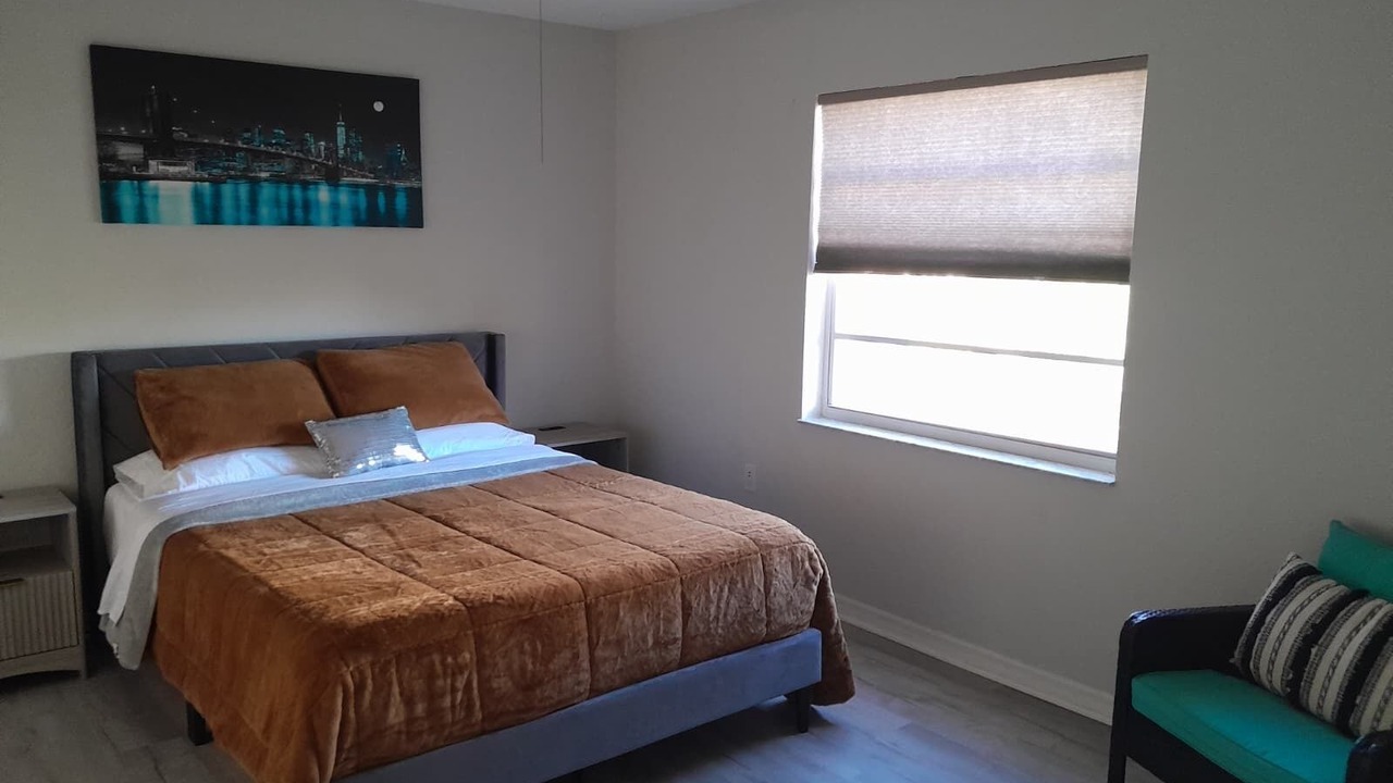 Photo of Bedroom in Brooksville