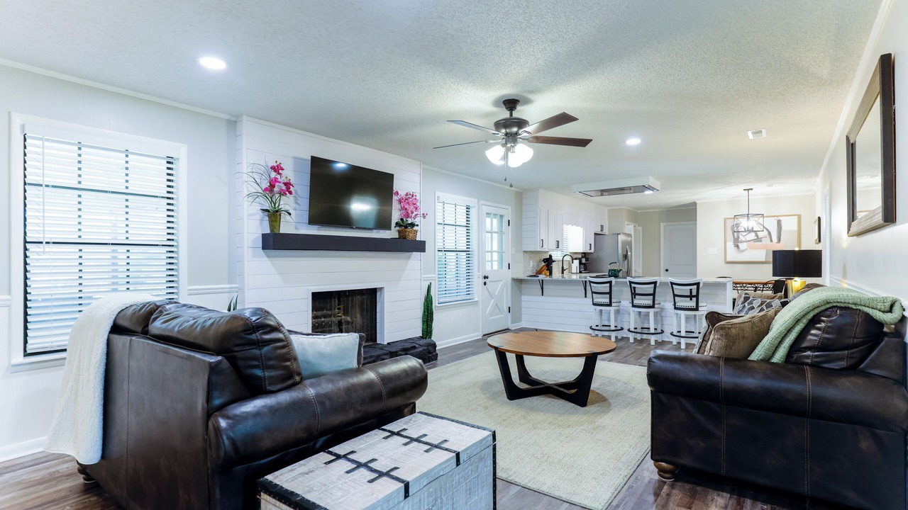 Photo of Livingroom in Valdosta