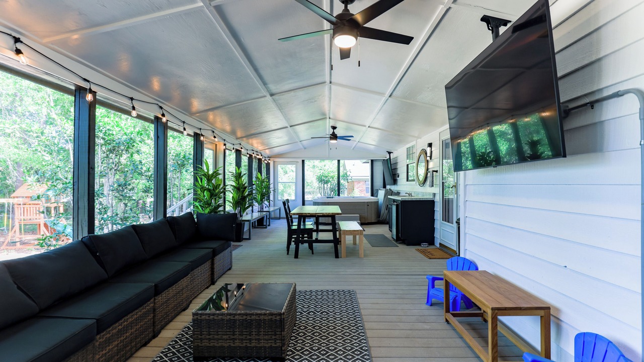 Photo of Livingroom in Valdosta