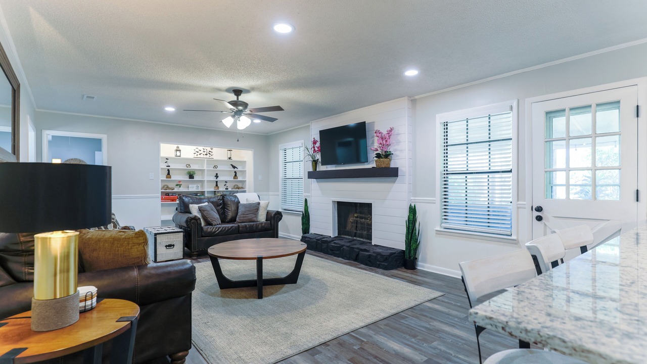 Photo of Livingroom in Valdosta