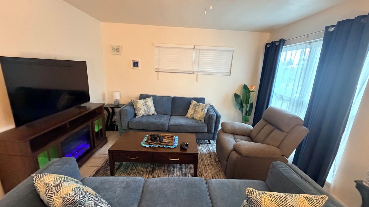 Photo of Livingroom in Cocoa