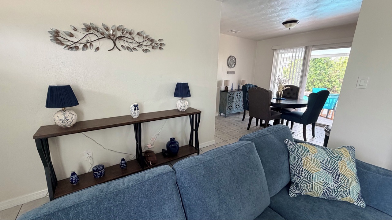 Photo of Livingroom in Cocoa