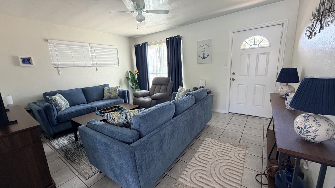 Photo of Livingroom in Cocoa