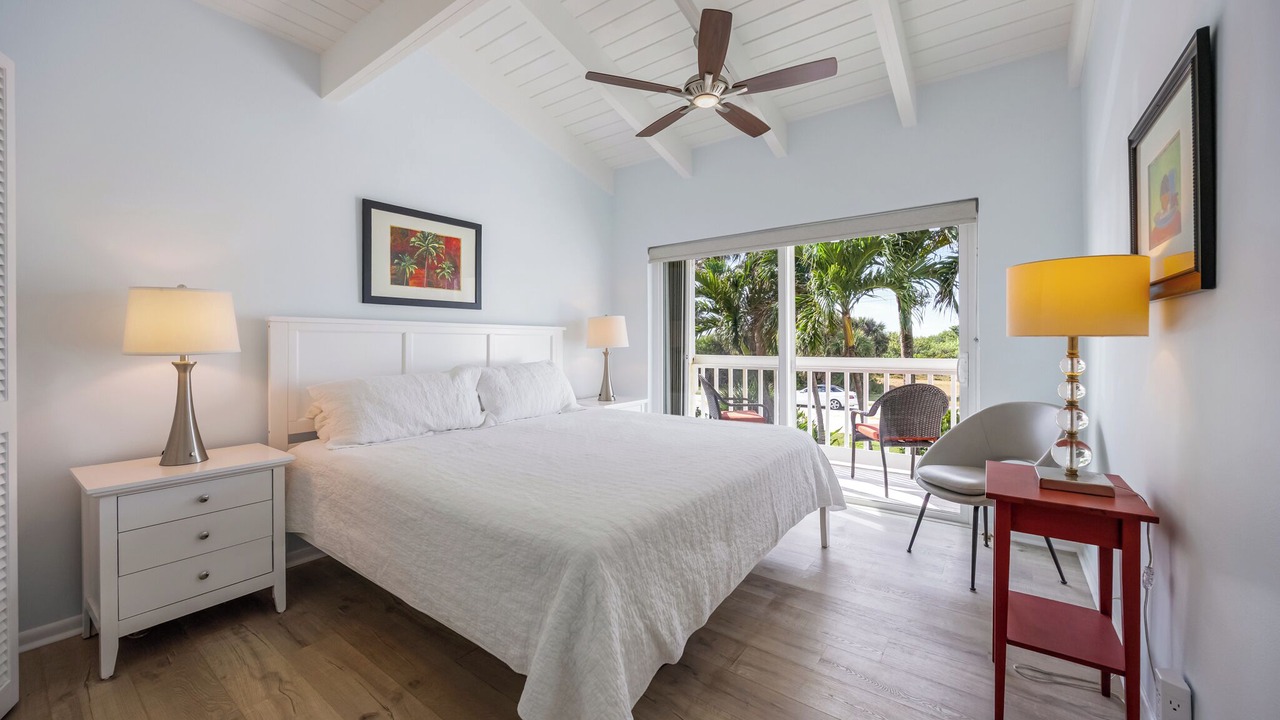 Photo of Bedroom in Melbourne Beach