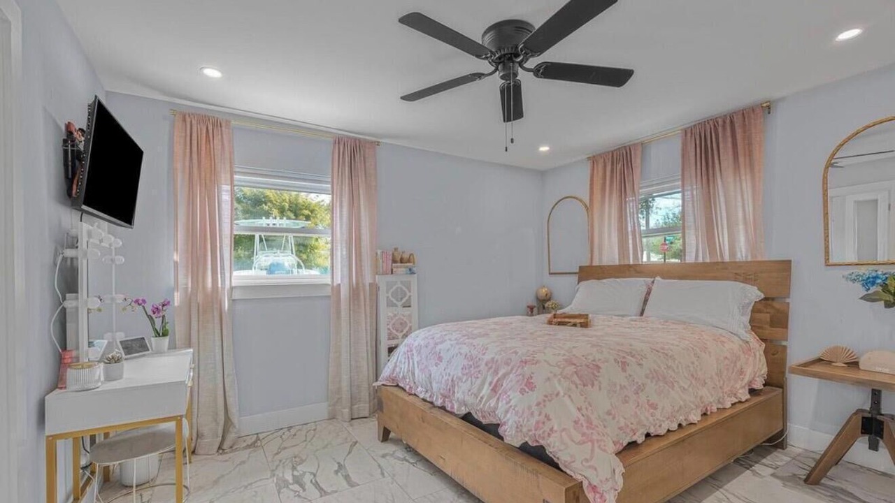 Photo of Bedroom in Pensacola