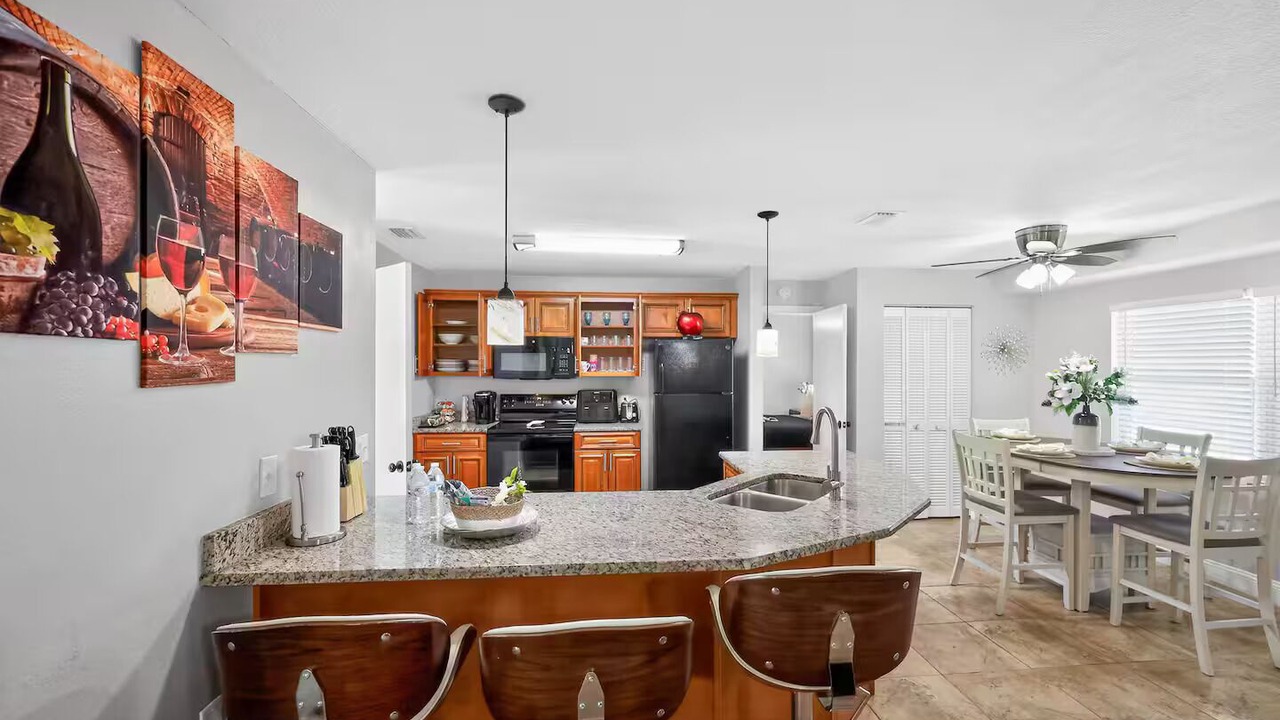 Photo of Kitchen in Temple Crest