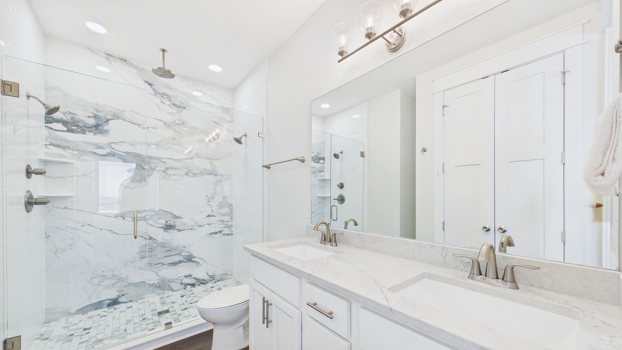 Photo of Bathroom in Indian Pass