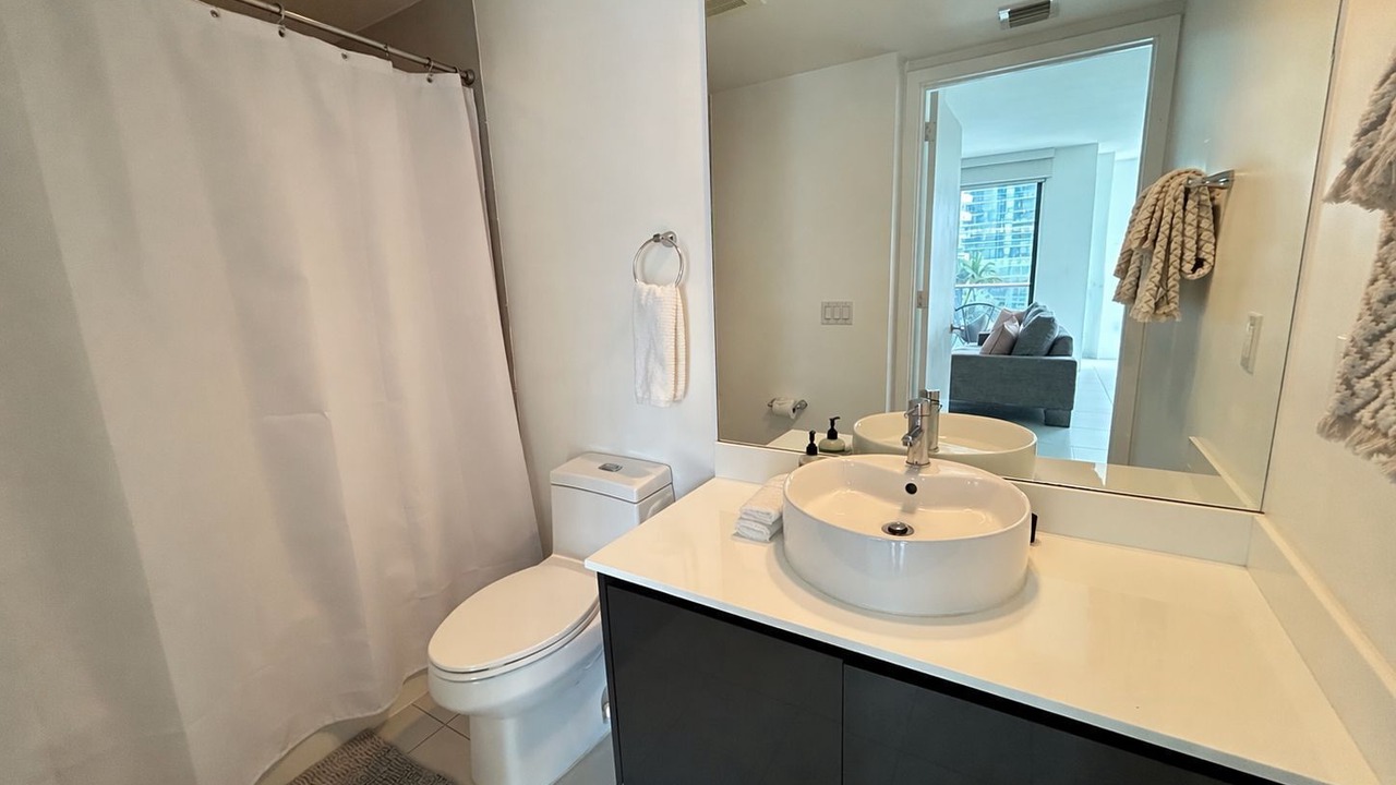 Photo of Bathroom in Brickell