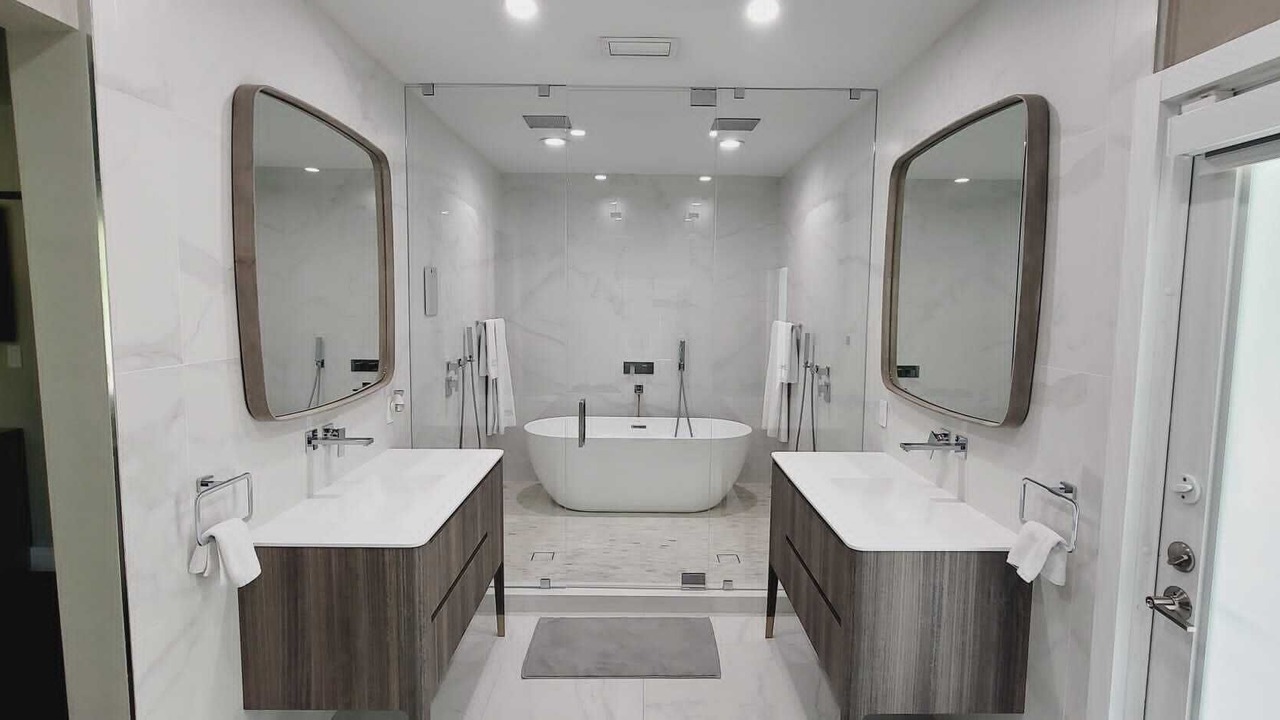 Photo of Bathroom in Glenvar Heights