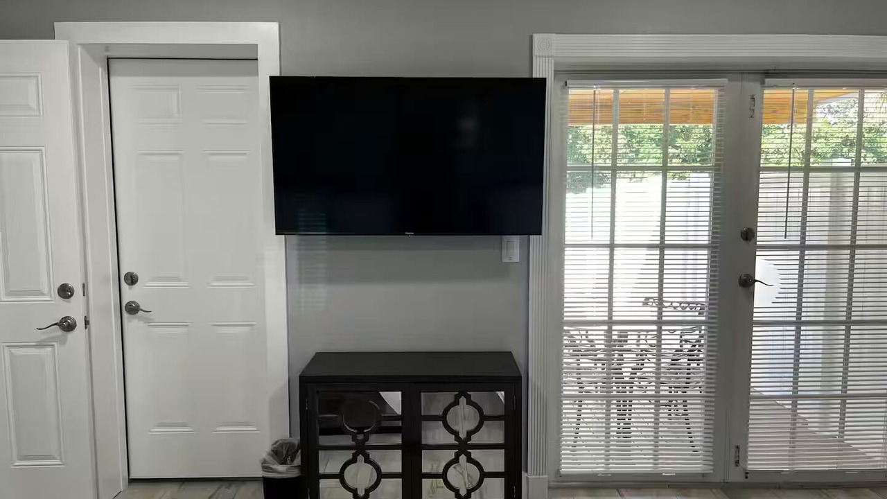 Photo of Bedroom in Pompano Beach