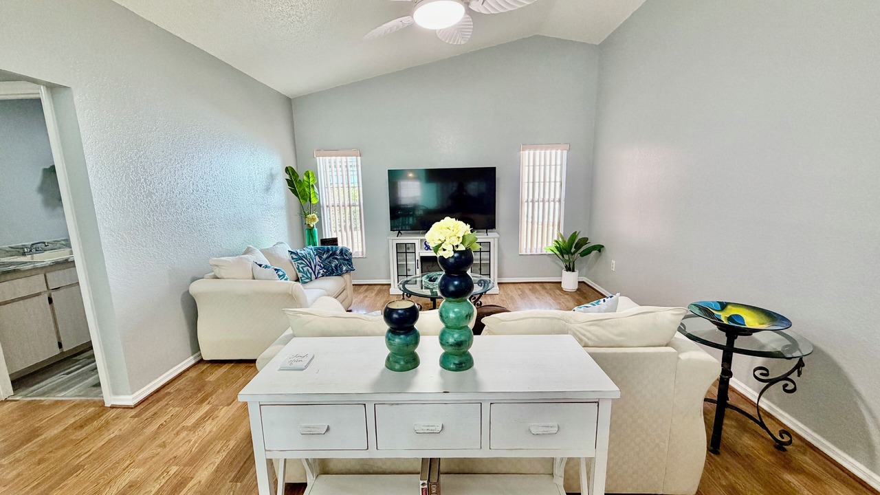 Photo of Livingroom in Spring Hill