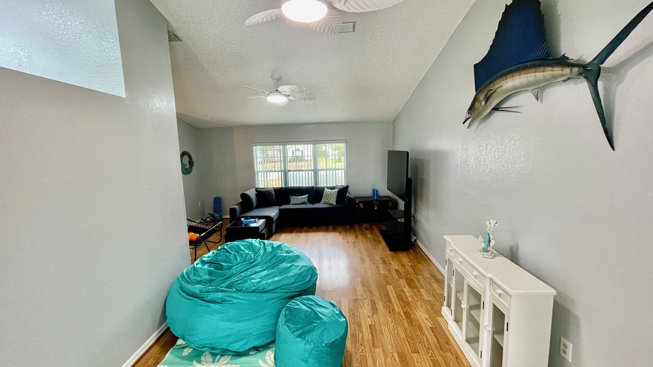 Photo of Livingroom in Spring Hill
