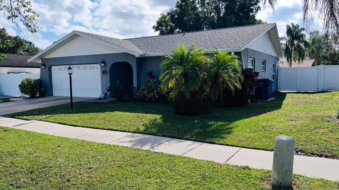 Photo of Outdoor in Carrollwood