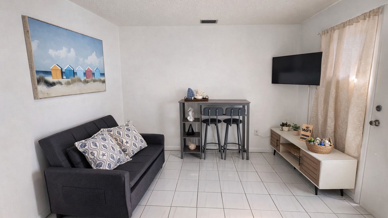 Photo of Livingroom in Coral Way