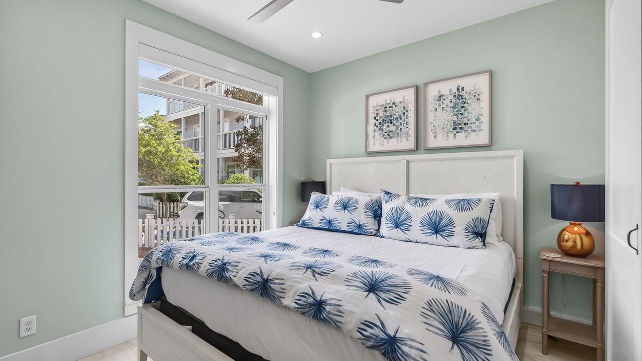 Photo of Bedroom in Seagrove Beach