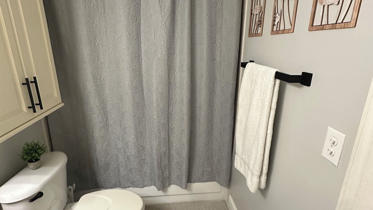 Photo of Bathroom in Dunnellon