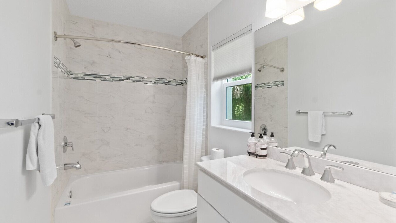 Photo of Bathroom in Marineland Acres
