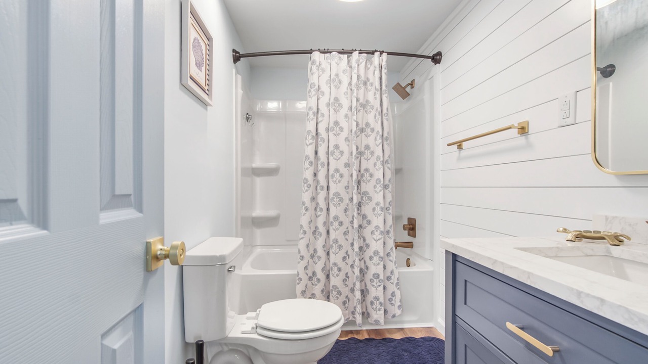Photo of Bathroom in Kiska Beach