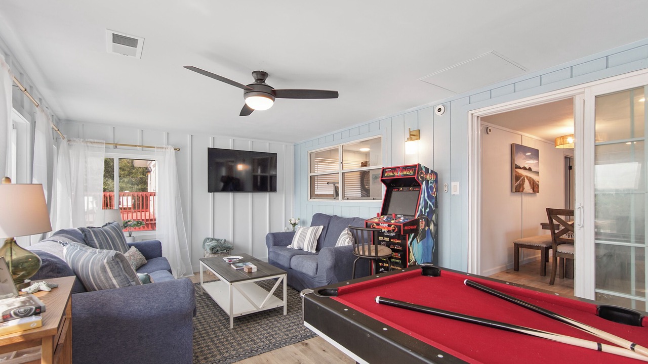 Photo of Livingroom in Kiska Beach
