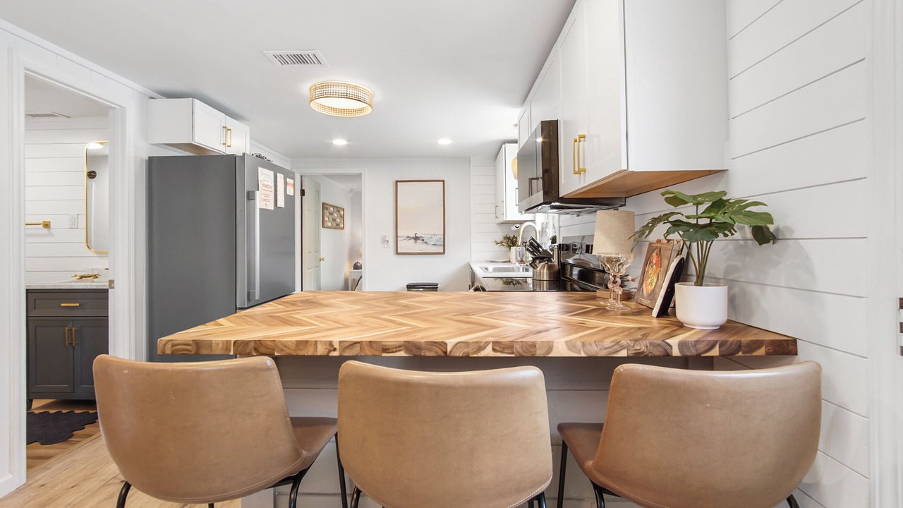 Photo of Kitchen in Kiska Beach