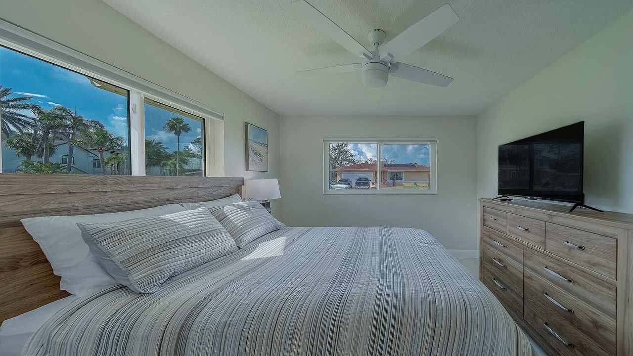 Photo of Bedroom in Belleair Beach