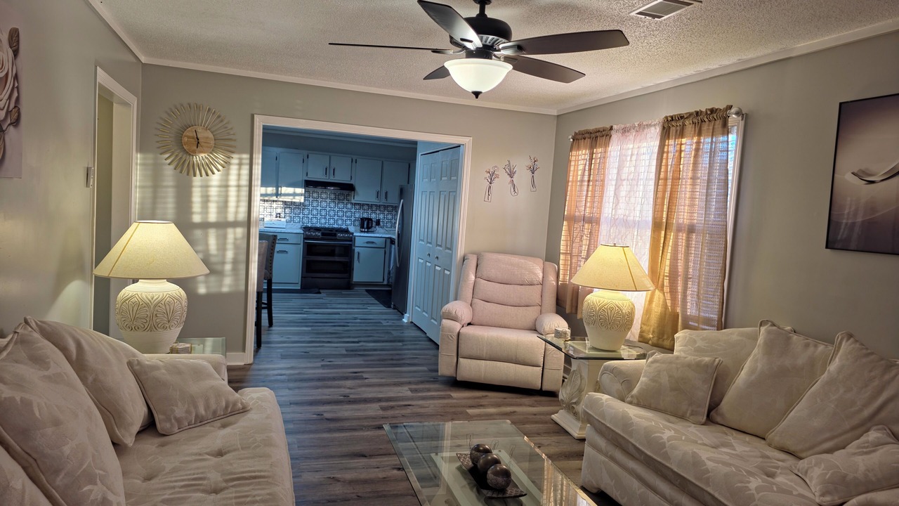 Photo of Livingroom in Toombs County