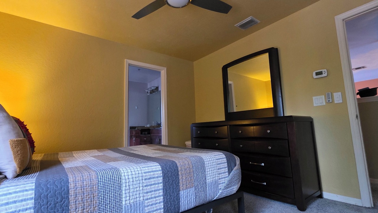 Photo of Bedroom in Hidden Lake Estates