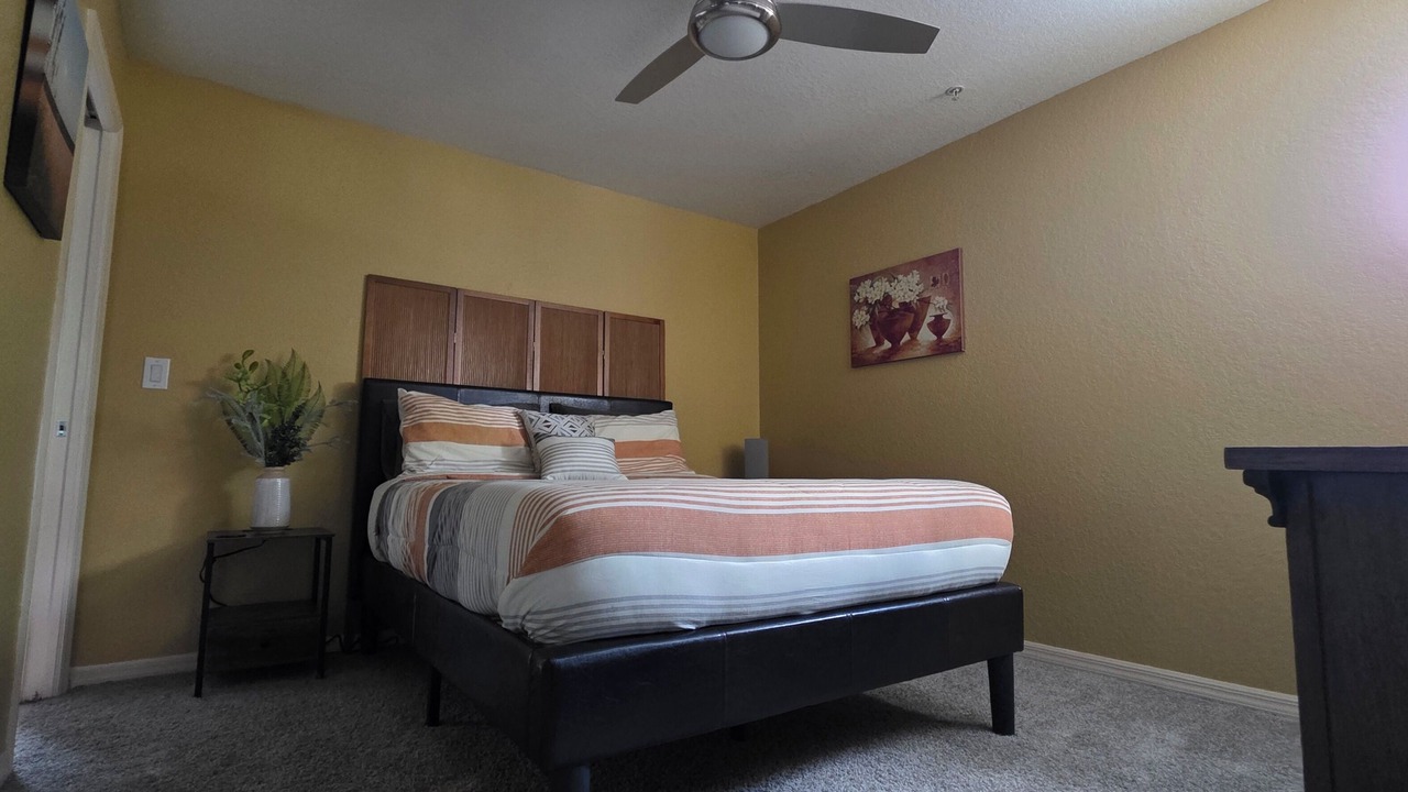 Photo of Bedroom in Hidden Lake Estates