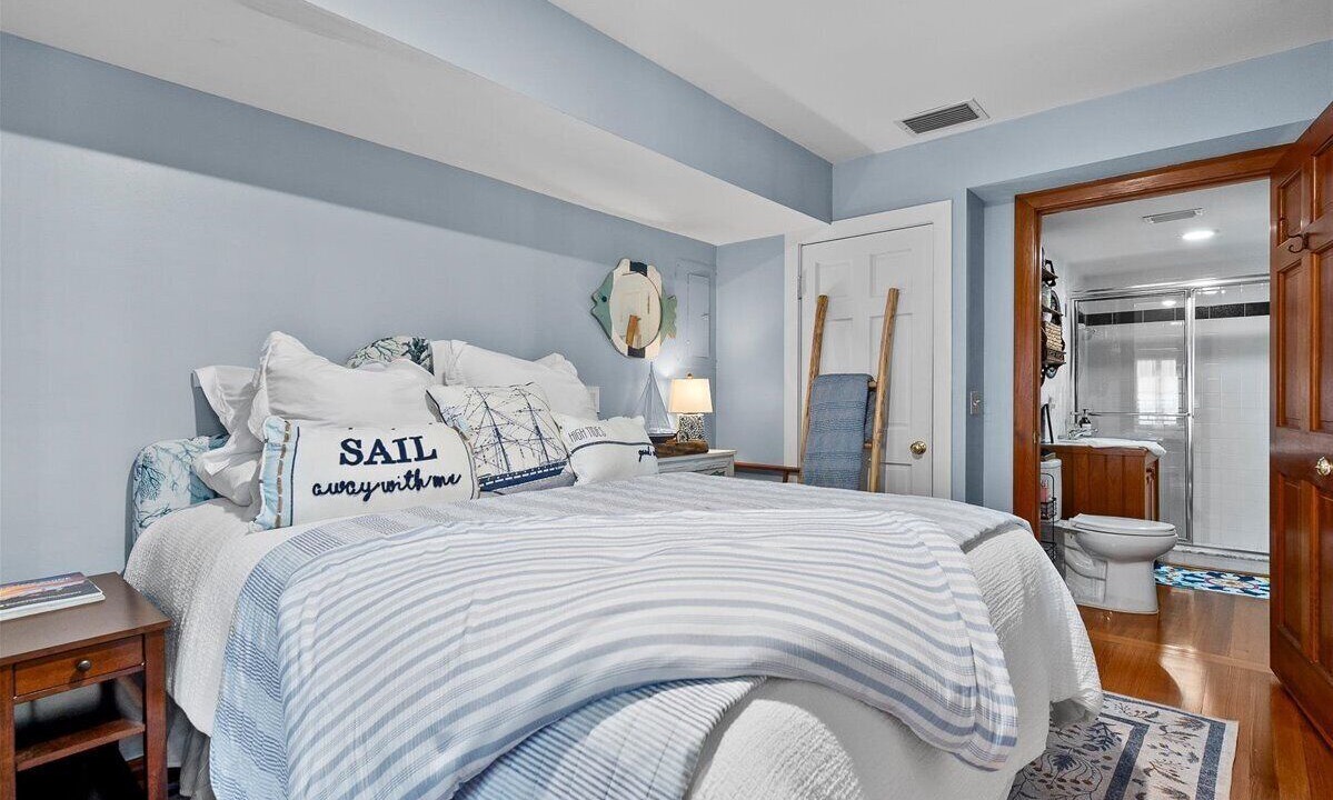 Photo of Bedroom in Stuart