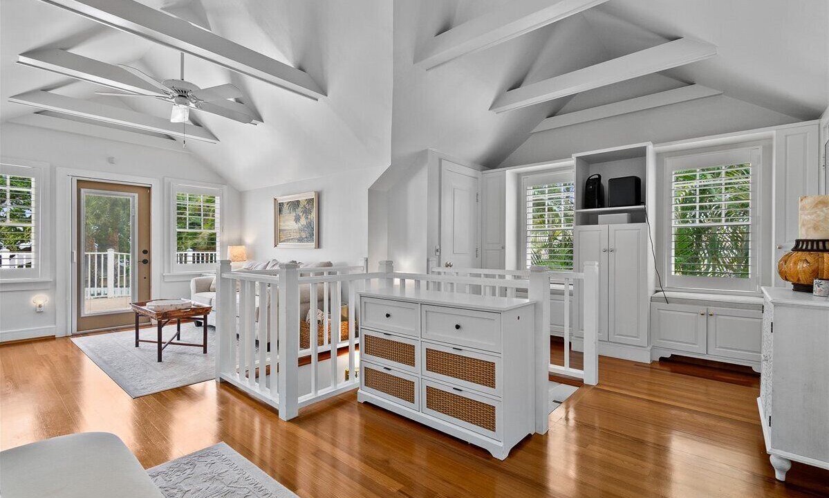 Photo of Livingroom in Stuart