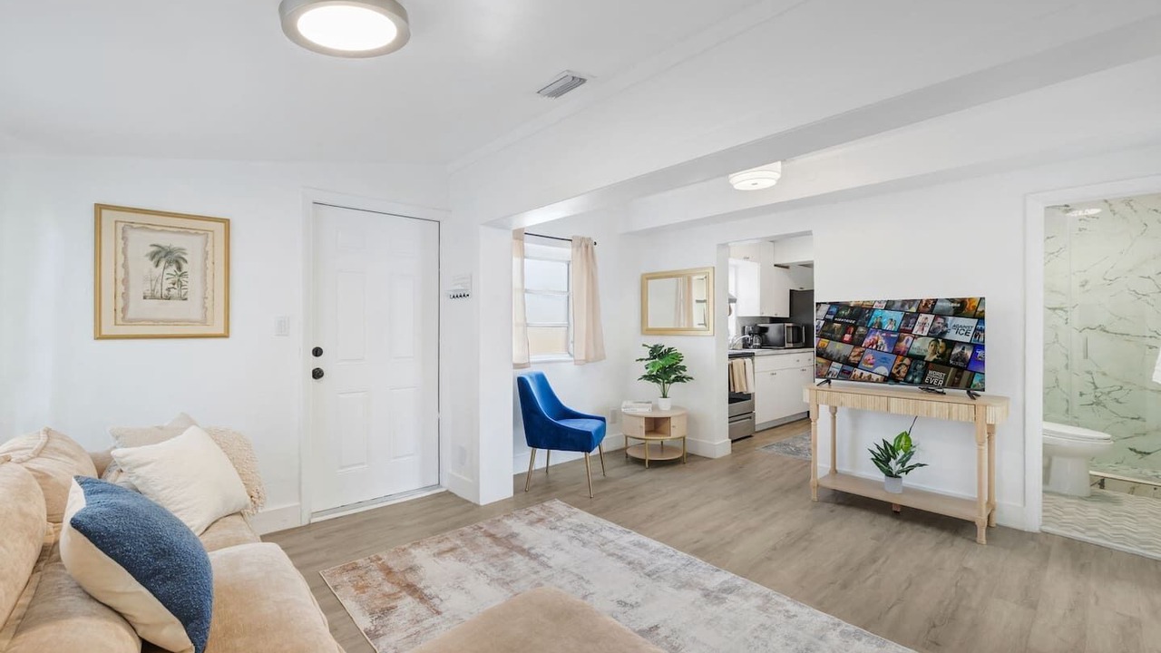 Photo of Livingroom in Coral Way
