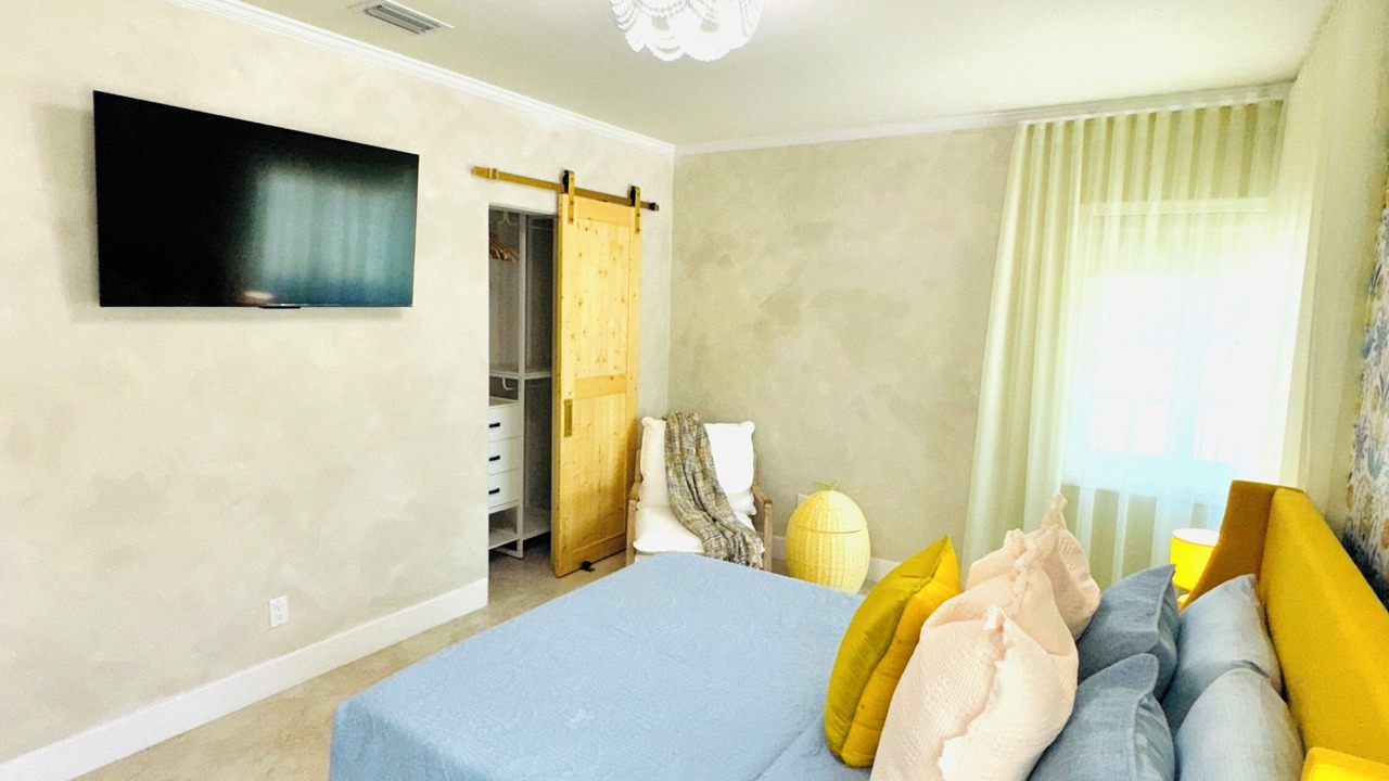 Photo of Bedroom in Mango Groves