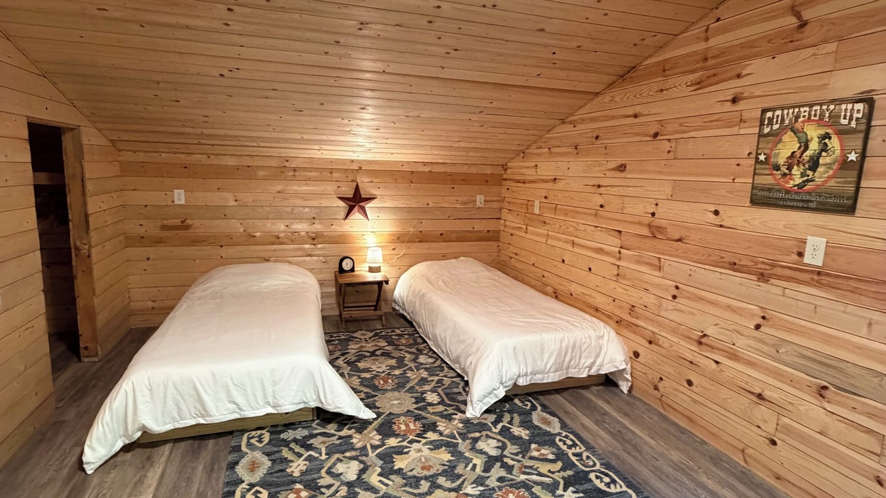 Photo of Bedroom in Hawkinsville