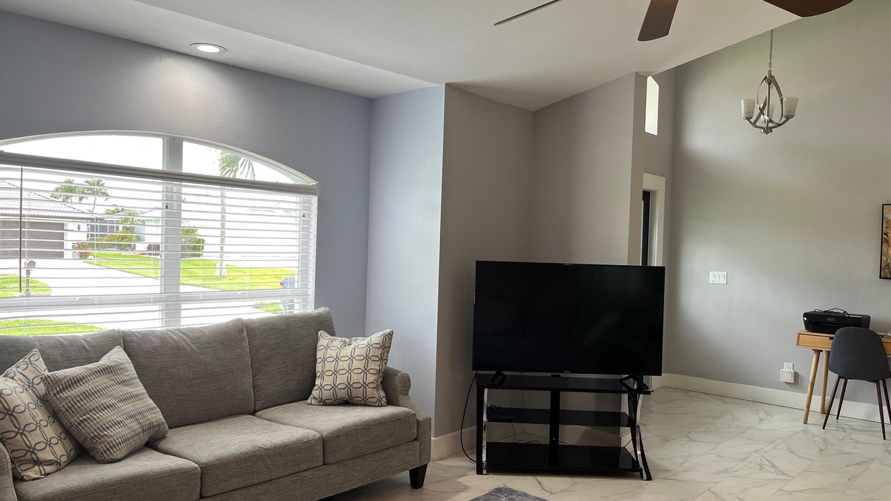 Photo of Livingroom in Pelican