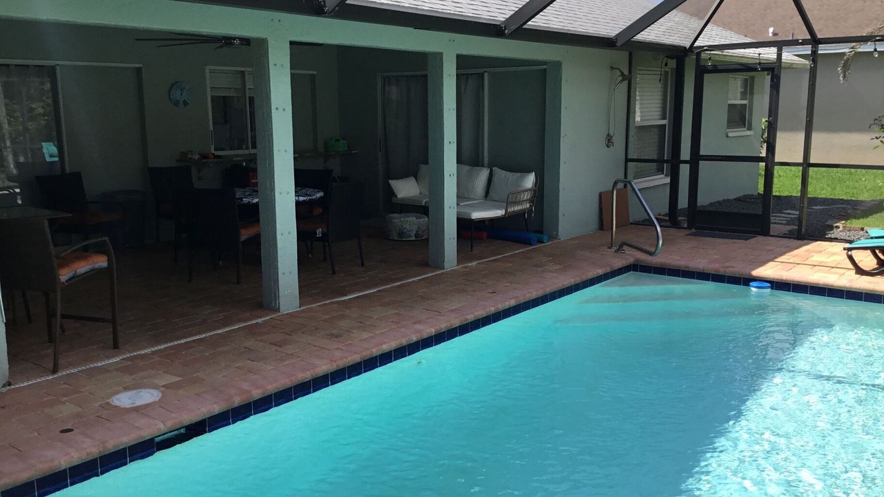 Photo of Outdoor in Pelican