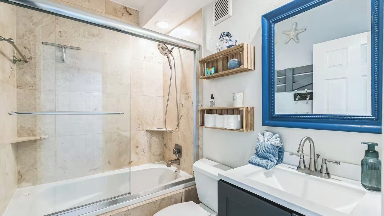 Photo of Bathroom in Surfside Estates