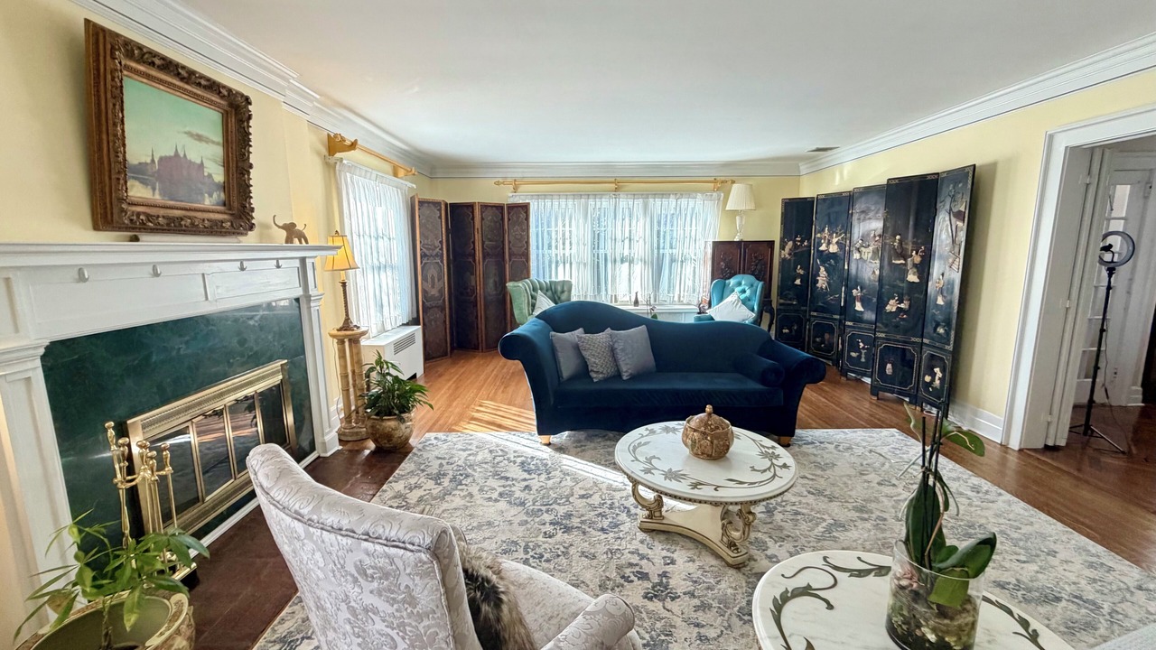 Photo of Livingroom in Upper Montclair