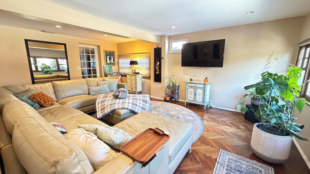 Photo of Livingroom in Upper Montclair