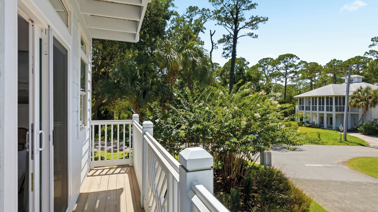 Photo of Patio Balcony in Dune Allen Beach