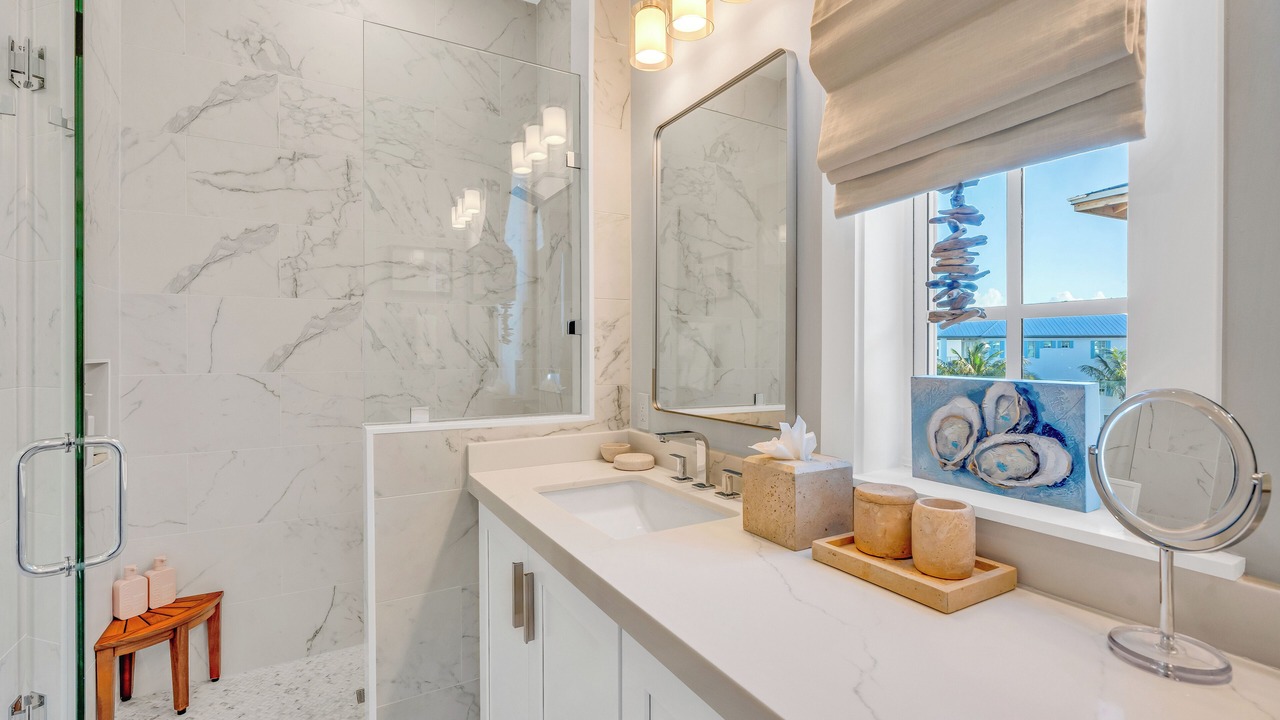 Photo of Bathroom in Marathon