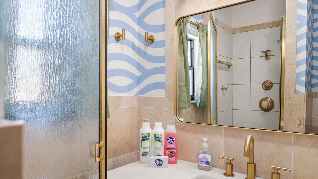 Photo of Bathroom in Largo