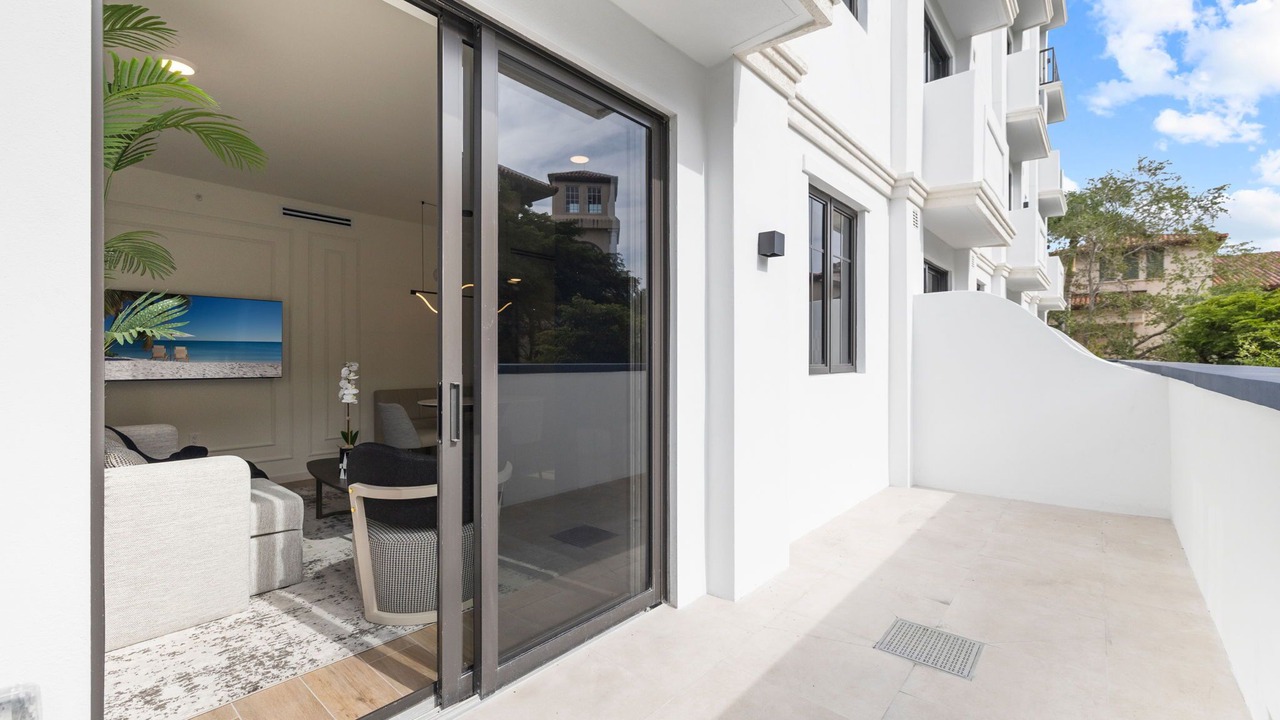 Photo of Patio Balcony in Industrial Section