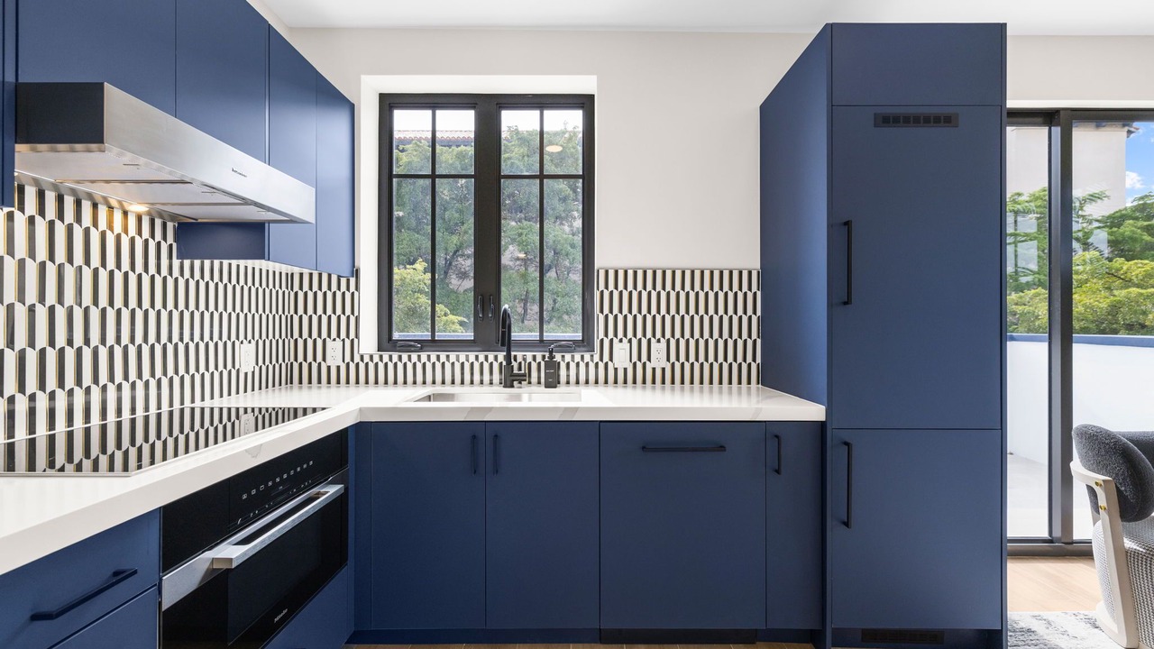 Photo of Kitchen in Industrial Section